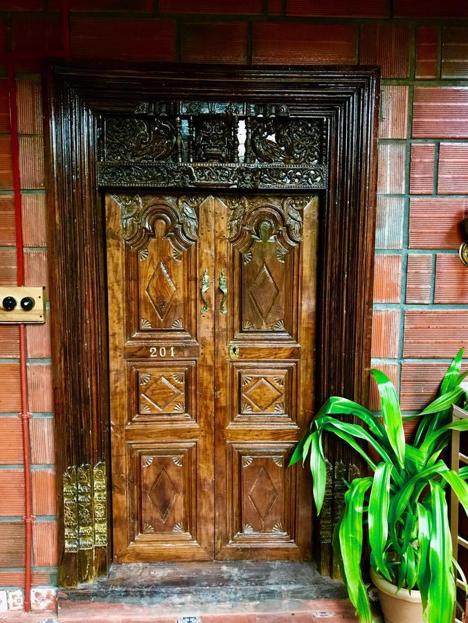 Golden Lotus Bangalore Boutique Suites מראה חיצוני תמונה